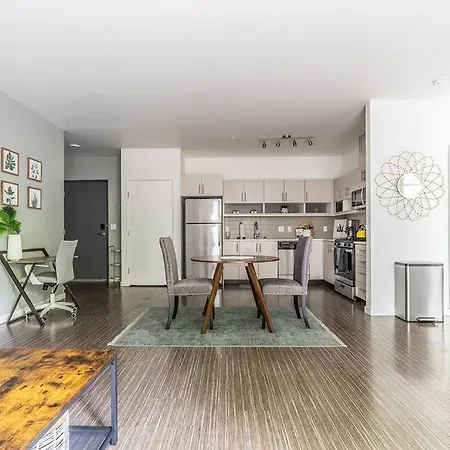 One Bedroom Luxury Apartment Seattle Exterior photo